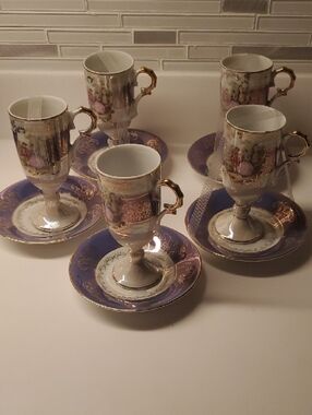 Set of 5 Pedestal Demitasse Cups & Saucers — Romantic Courting Couple, Lavender